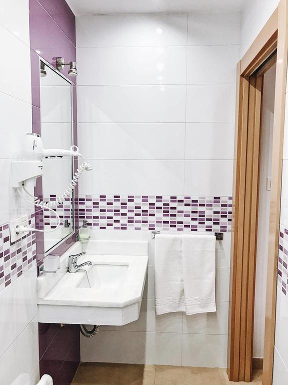 Casa Rural Via Del Tranvia La Zubia  Eksteriør billede